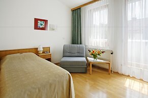 Am Spiegeln dialog.hotel.wien