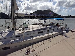 Yacht Yota Bellavita