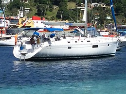 Yacht Yota Bellavita