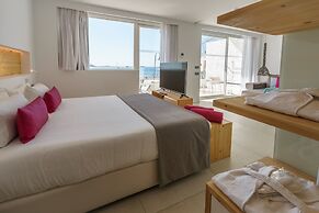 One Ibiza Suites