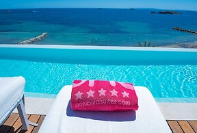 One Ibiza Suites