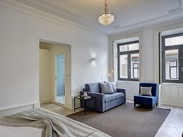 Porto Downtown Lovers Suites Bombarda 451