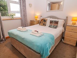 Dartmoor Valley Lodge 10