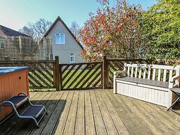 Dartmoor Valley Lodge