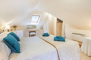 Dunstaffnage Cottage