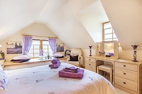 Dunstaffnage Cottage