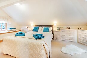 Dunstaffnage Cottage