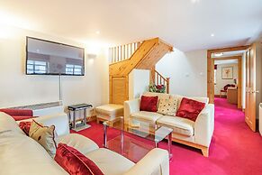 Dunstaffnage Cottage