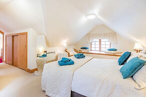 Dunstaffnage Cottage