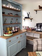 Bridgend House B & B