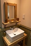 Bridgend House B & B