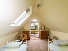 Higher Kernick Stable