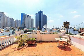 Halo Serviced Apartment