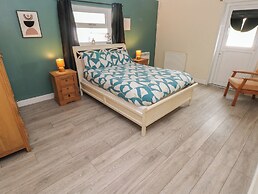 Dylan's Court