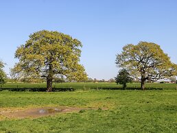 2 Pines Farm Cottages