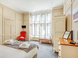 Richmond Hall