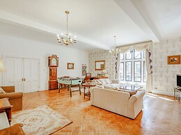 Richmond Hall