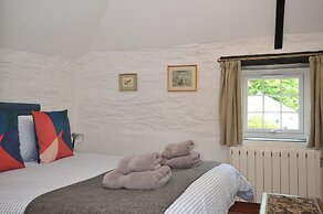 Trevenning Barn