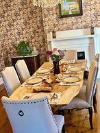 Red Rose Inn Bed & Breakfast