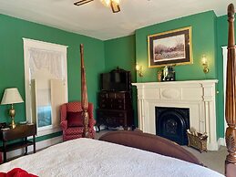 Red Rose Inn Bed & Breakfast