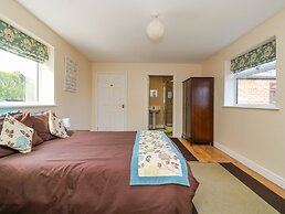 1 Pines Farm Cottages