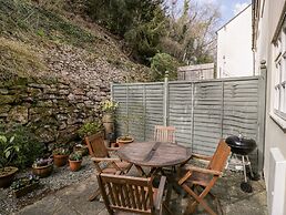 5 Wye Rapid Cottages