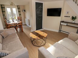 Saddlers Cottage, Berllandeg Farm