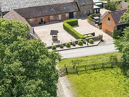 The Olde Cowshed