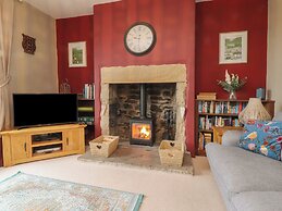 Canalside Cottage