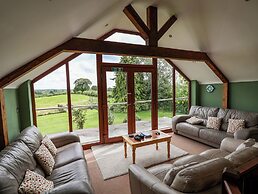 Lake View Cottage
