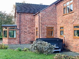 Lake View Cottage