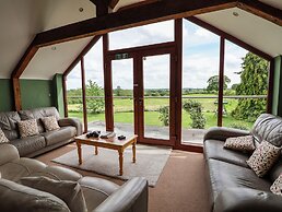 Lake View Cottage