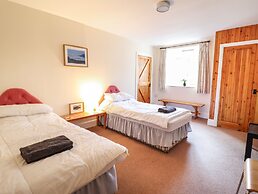 Farchynys Court Cottage