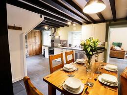 Hen Gelligemlyn - The Annexe