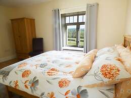 Llaethdy - The Dairy