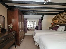 Hearthstone East Cottage