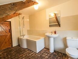 Lower West Curry Farmhouse