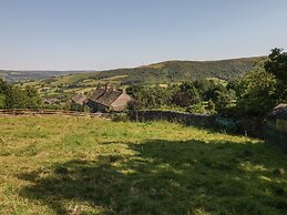 The Barn at Smalldale Hall