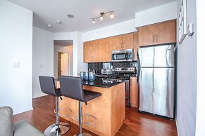 Sarkar Suites - Maple Leaf Square