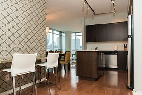 Sarkar Suites - Maple Leaf Square