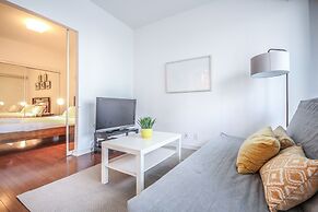 Sarkar Suites - Entertainment District