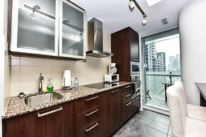 Sarkar Suites - Entertainment District