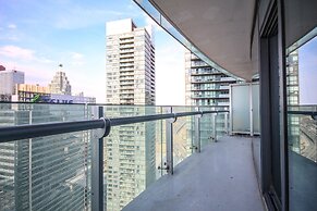 Sarkar Suites - Entertainment District