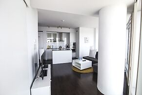 Sarkar Suites - Entertainment District