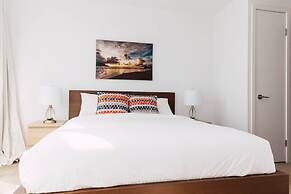 Sarkar Suites - Entertainment District