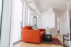 Sarkar Suites - Entertainment District