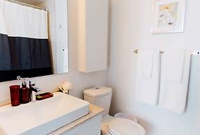 Sarkar Suites - Entertainment District