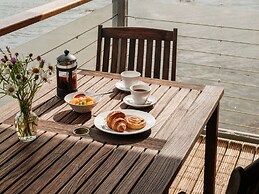 Sandridge Boathouse