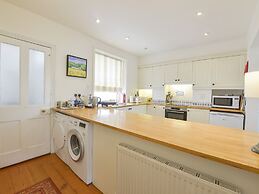 4 Coastguards Cottage