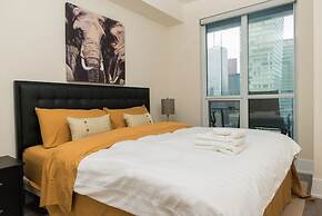 Sarkar Suites - CN Tower Rogers Centre